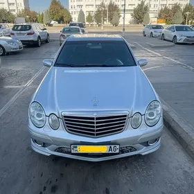 Mercedes-Benz E320 2004