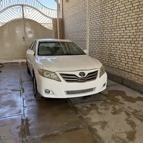 Toyota Camry 2010