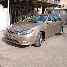 Toyota Camry 2005