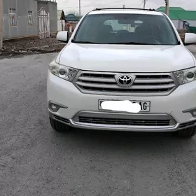 Toyota Highlander 2012