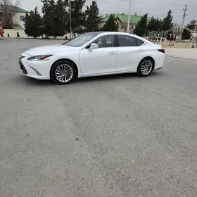 Lexus ES 350 2022