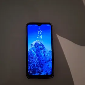 REDMI 8