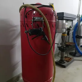 cäge bilen arassalayjy