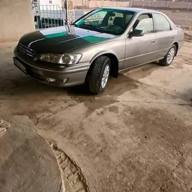 Toyota Camry 1998