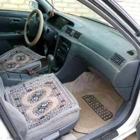 Toyota Camry 1998