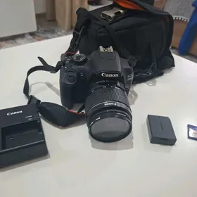 Фотоаппарат Canon EOS1200D