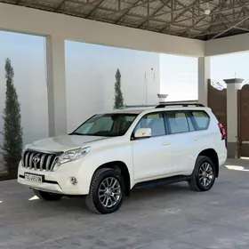 Toyota Land Cruiser Prado 2014