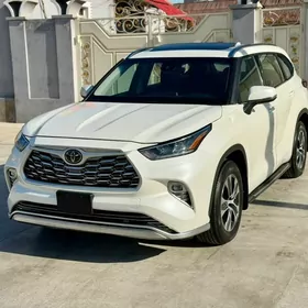 Toyota Highlander 2020