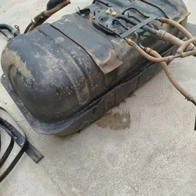 Ikinji bak Prado 150