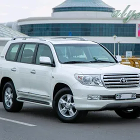 Toyota Land Cruiser 2010