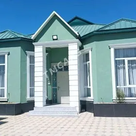 Дом Махтумкули 8 сот 260м²