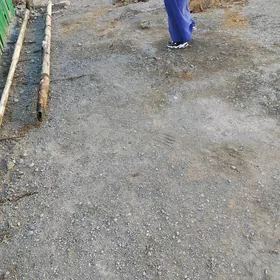 столб железный