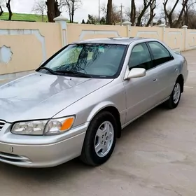 Toyota Camry 2000