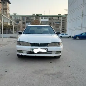 Nissan Sunny 2000
