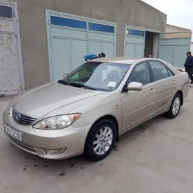 Toyota Camry 2005