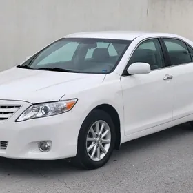 Toyota Camry 2011
