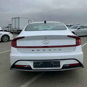 Hyundai Sonata 2021