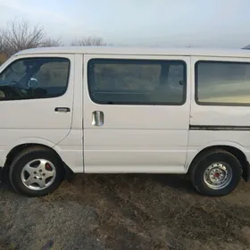 Toyota Hiace 1995