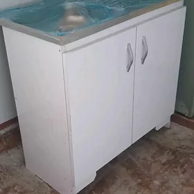 Kuhna mebel pasuda ucin