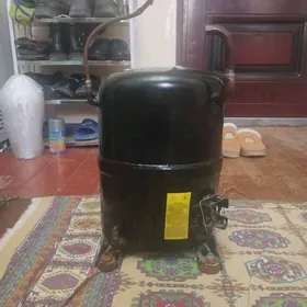 shkaf kansaner mator witrina