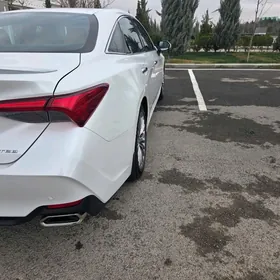 Toyota Avalon 2021