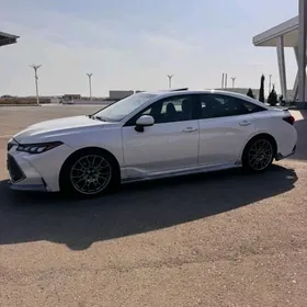 Toyota Avalon 2019