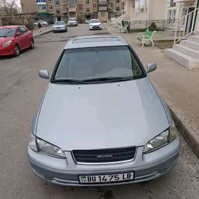 Toyota Camry 2000