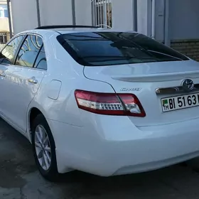 Toyota Camry 2010