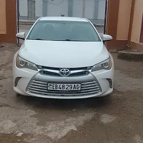 Toyota Camry 2016