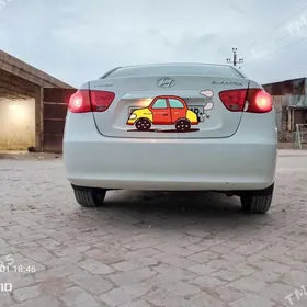 Hyundai Elantra 2010