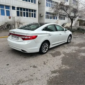 Hyundai Grandeur 2013