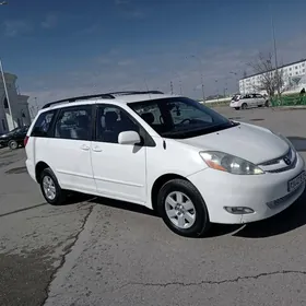 Toyota Sienna 2006