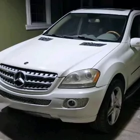 Mercedes-Benz ML350 2008