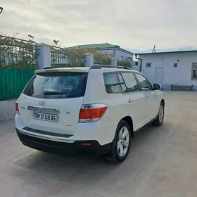 Toyota Highlander 2011