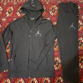 Sportiwka 52 54 razm