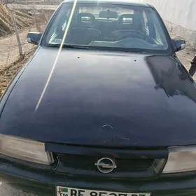 Opel Vectra 1990