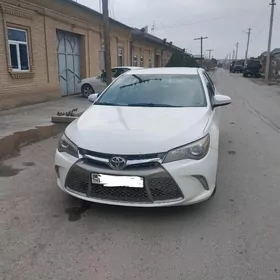 Toyota Camry 2015