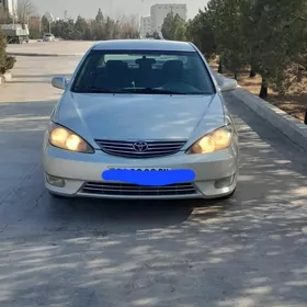 Toyota Camry 2005