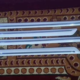 karolla 08 13molding karolla