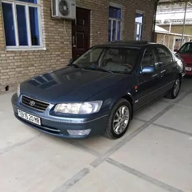 Toyota Camry 2000