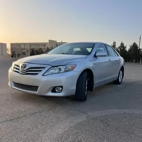 Toyota Camry 2010