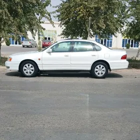 Toyota Avalon 1999