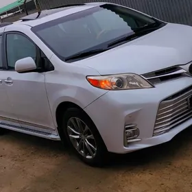 Toyota Sienna 2010