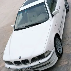 BMW E39 2002