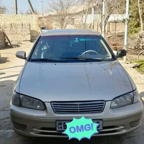 Toyota Camry 1999