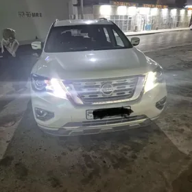 Nissan Pathfinder 2020