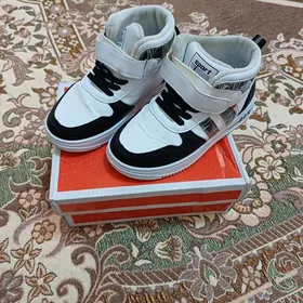 кроссовки köwüş