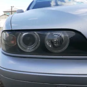 Bmw e39 hella far 2003 modell