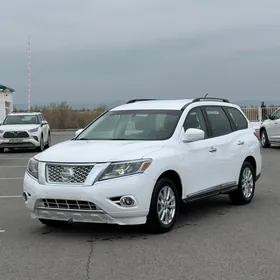 Nissan Pathfinder 2012