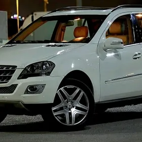 Mercedes-Benz ML350 2011